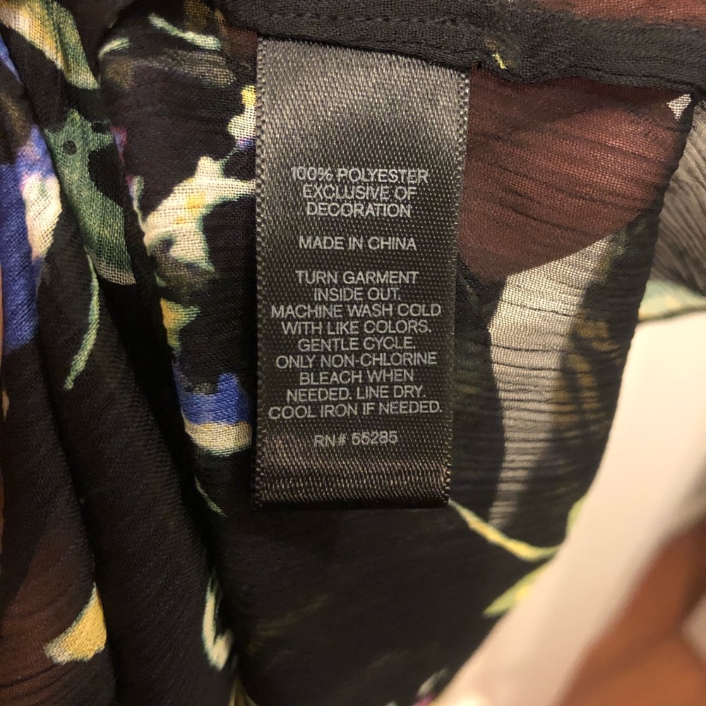 NWT Express cinched waist sleeveless blouse, sz M - Picture 8 of 8